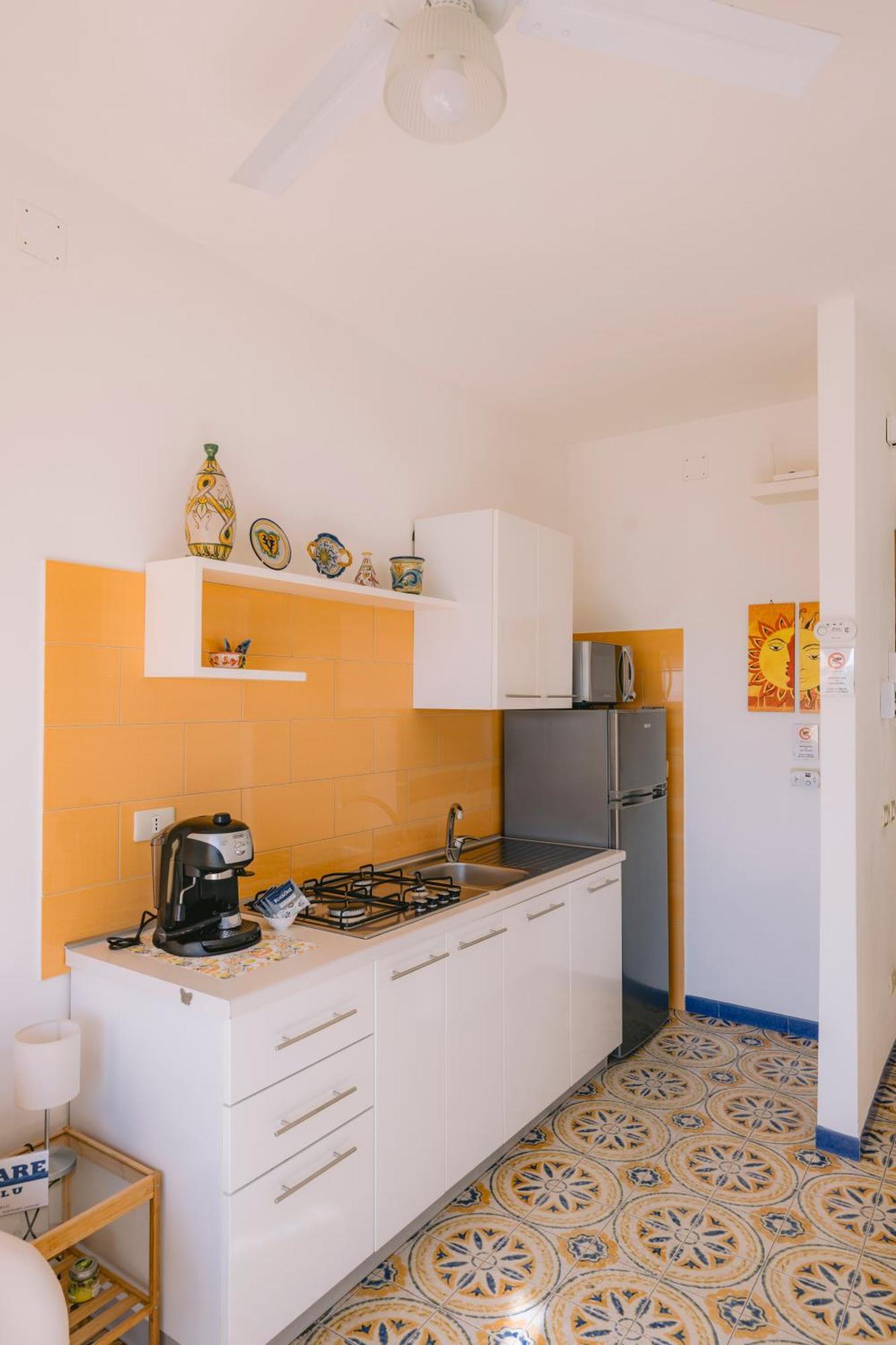 Appartamento Mare Blu Шака Екстериор снимка